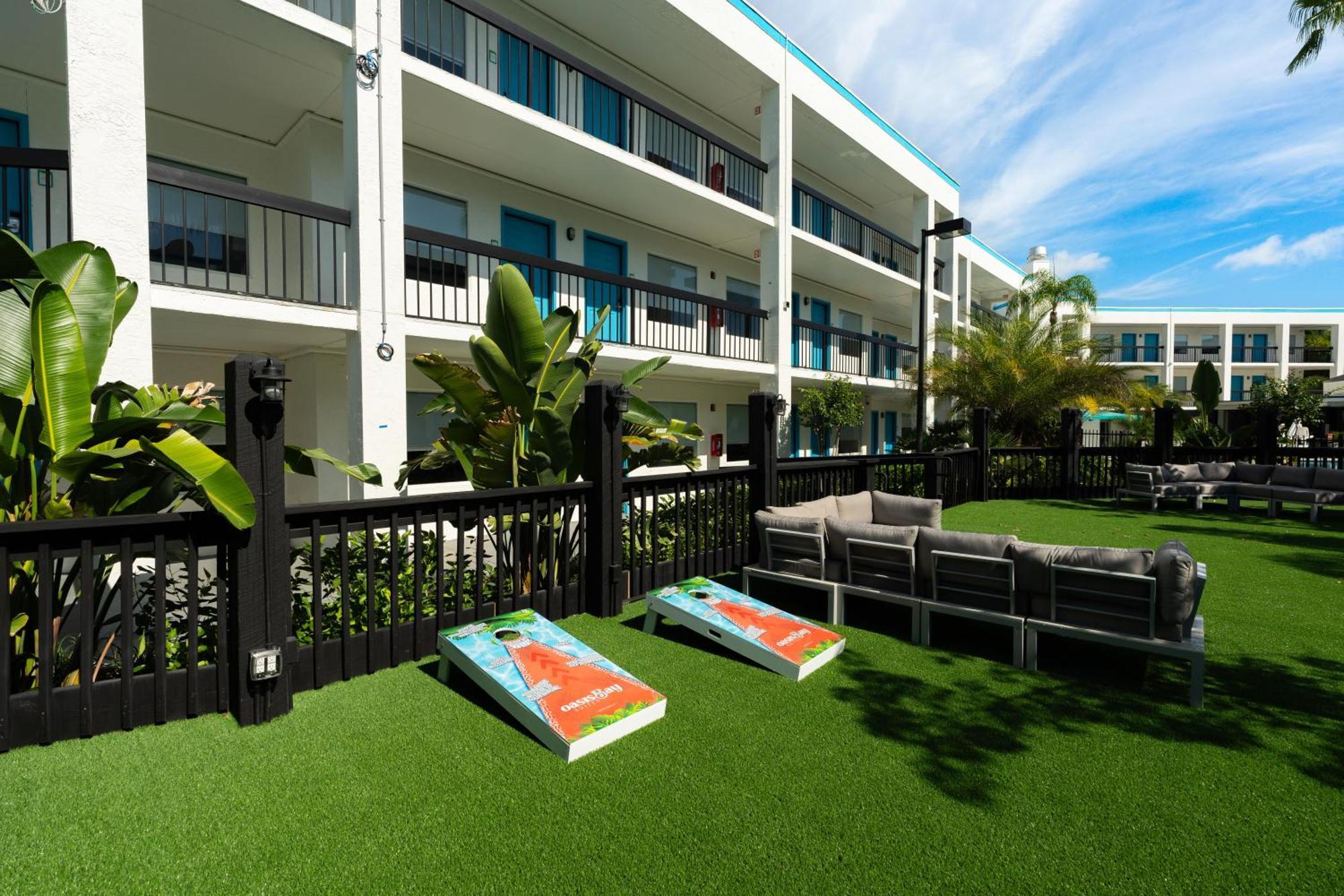 Oasis Bay Suites, Tampa, Busch Gardens, Usf Buitenkant foto